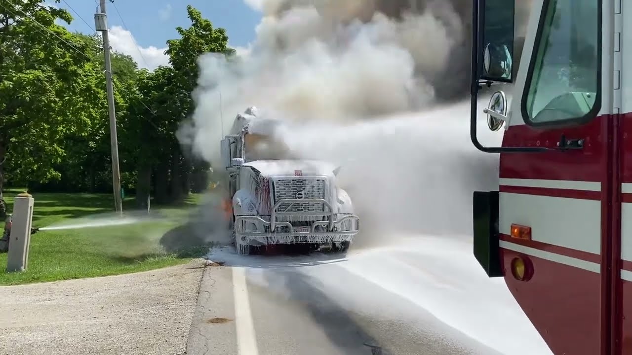 ARFF 28 Conducts Effective Suppression of Semi-Truck Fire in Lake Township, Ohio
