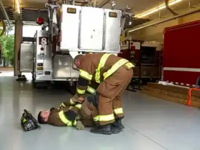 Firefighter Carry Techniques - Pocket Tools Training