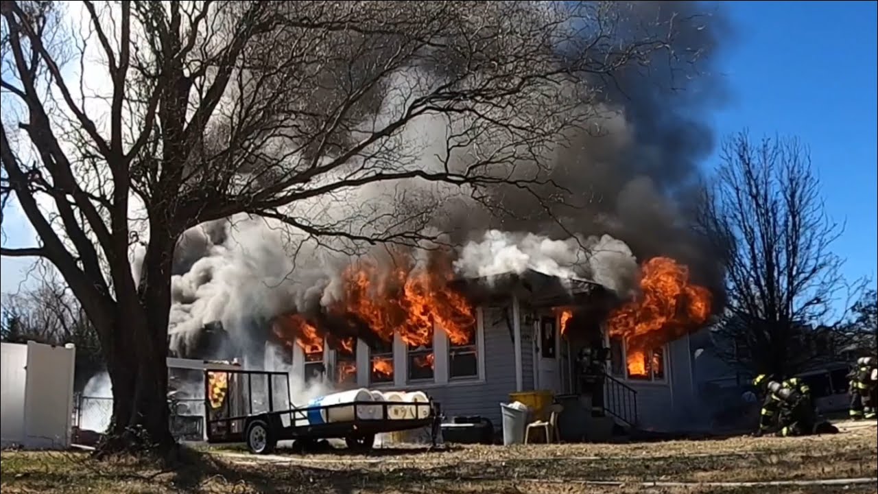 Pre-Arrival Actions and Initial Response at Edgewater House Fire on Beverly Ave