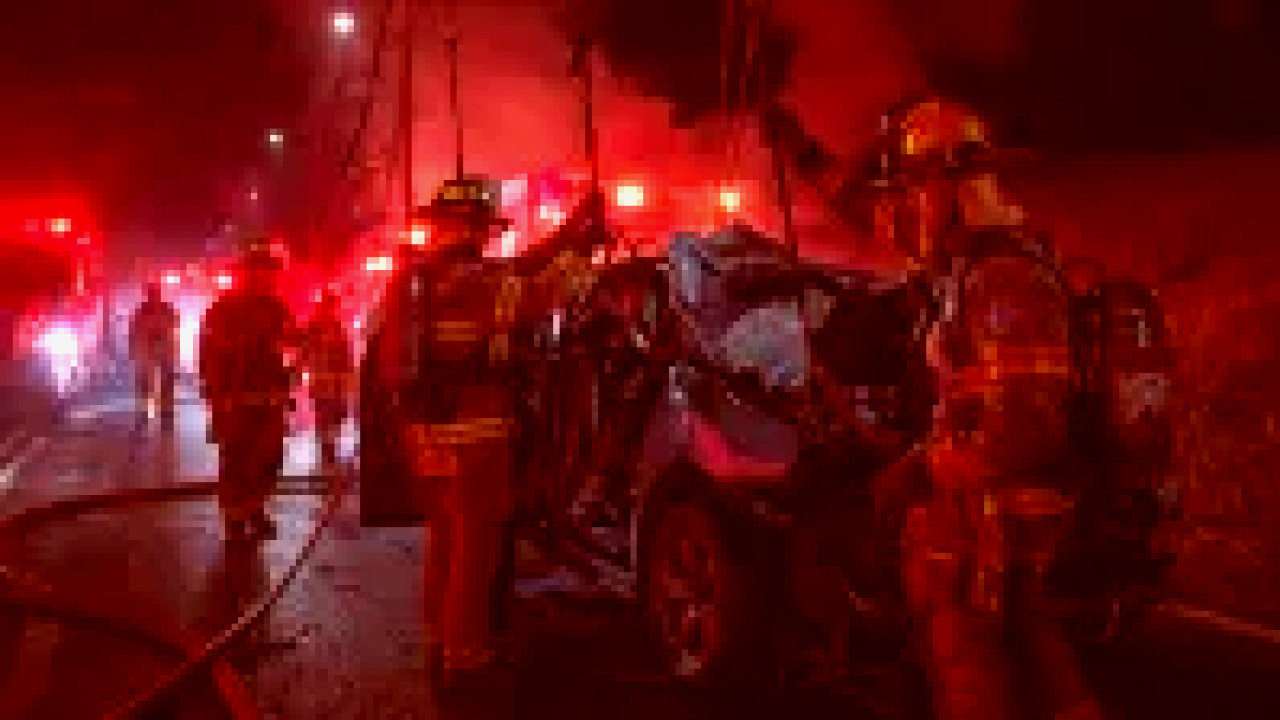 Chicago Firefighter Rescued Amid Furniture Store Blaze