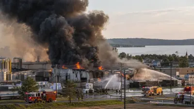 South Haven Plastics Factory Fire Knocks Out Power to Entire City, Cancels Homecoming